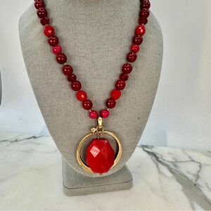 Chico’s Statement Pendant Necklace Signed Red Pink and Burgundy Gold-ton…